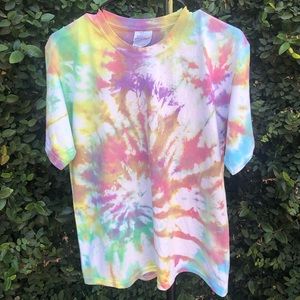 HANES size M tie dye SS shirt